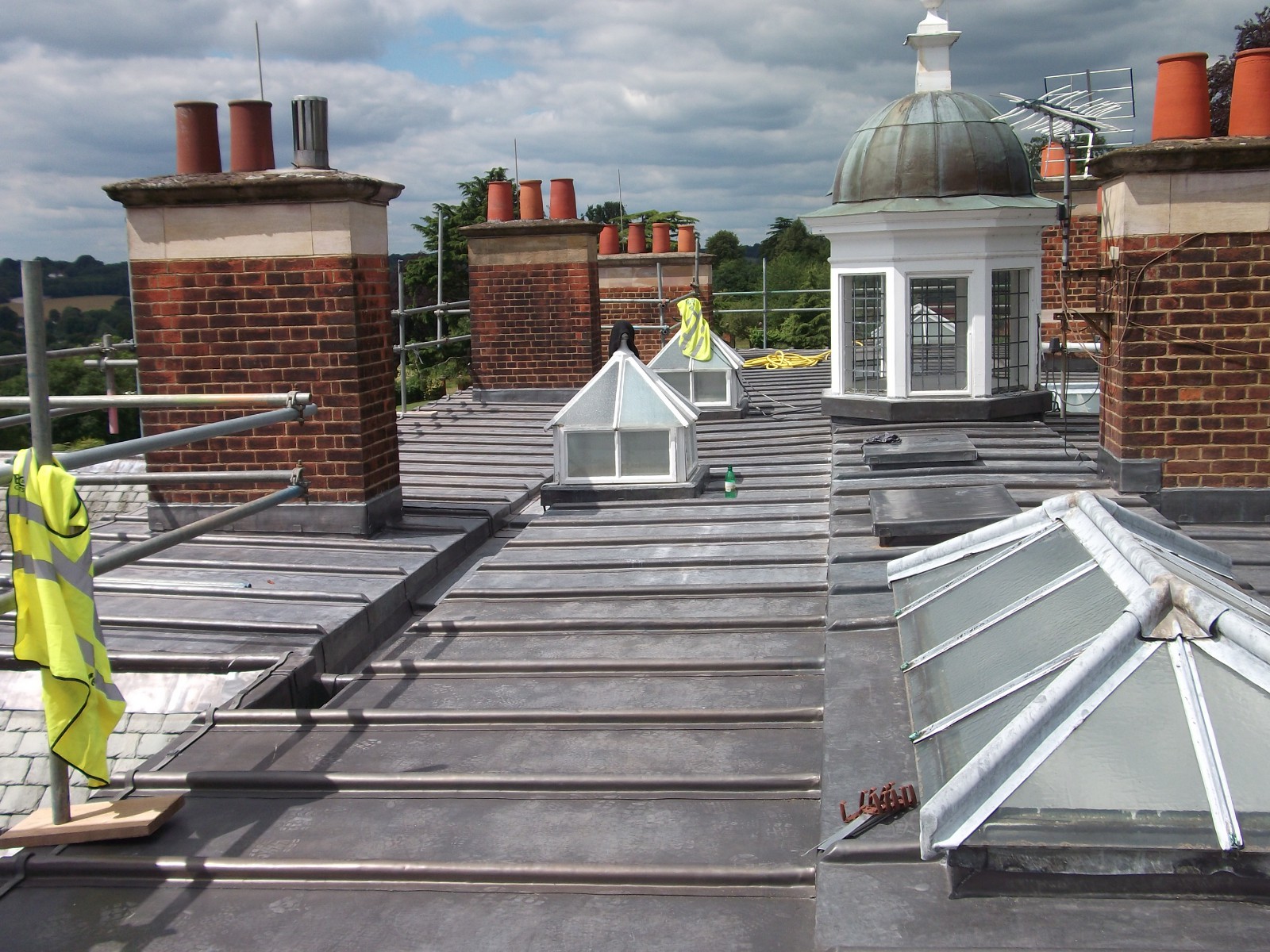 EWN Lead Specialists Ltd.