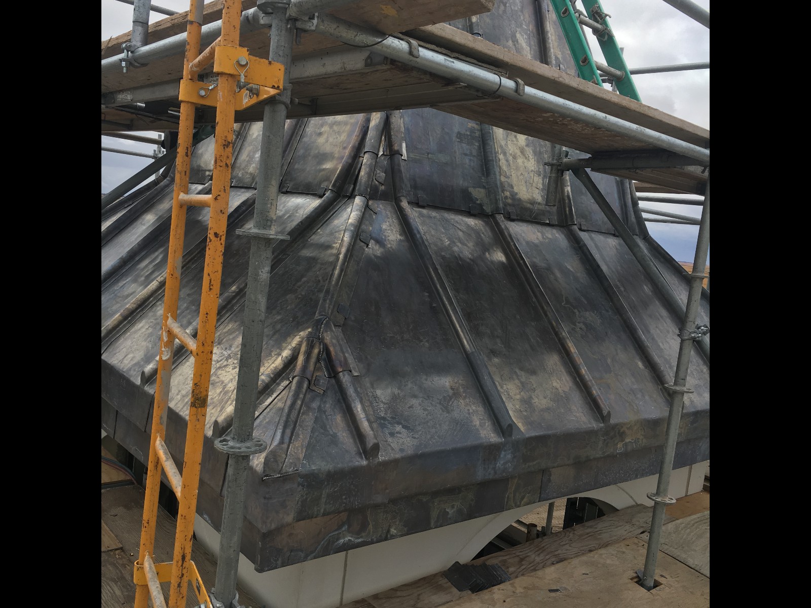 EWN Lead Specialists Ltd. EWN Lead Specialists Ltd.