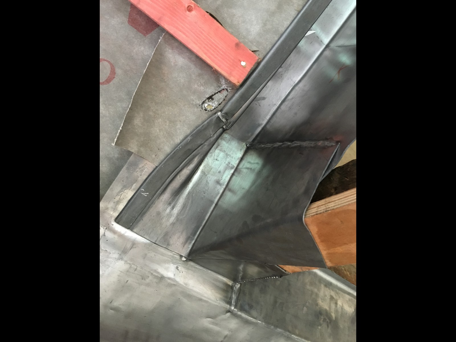 EWN Lead Specialists Ltd.