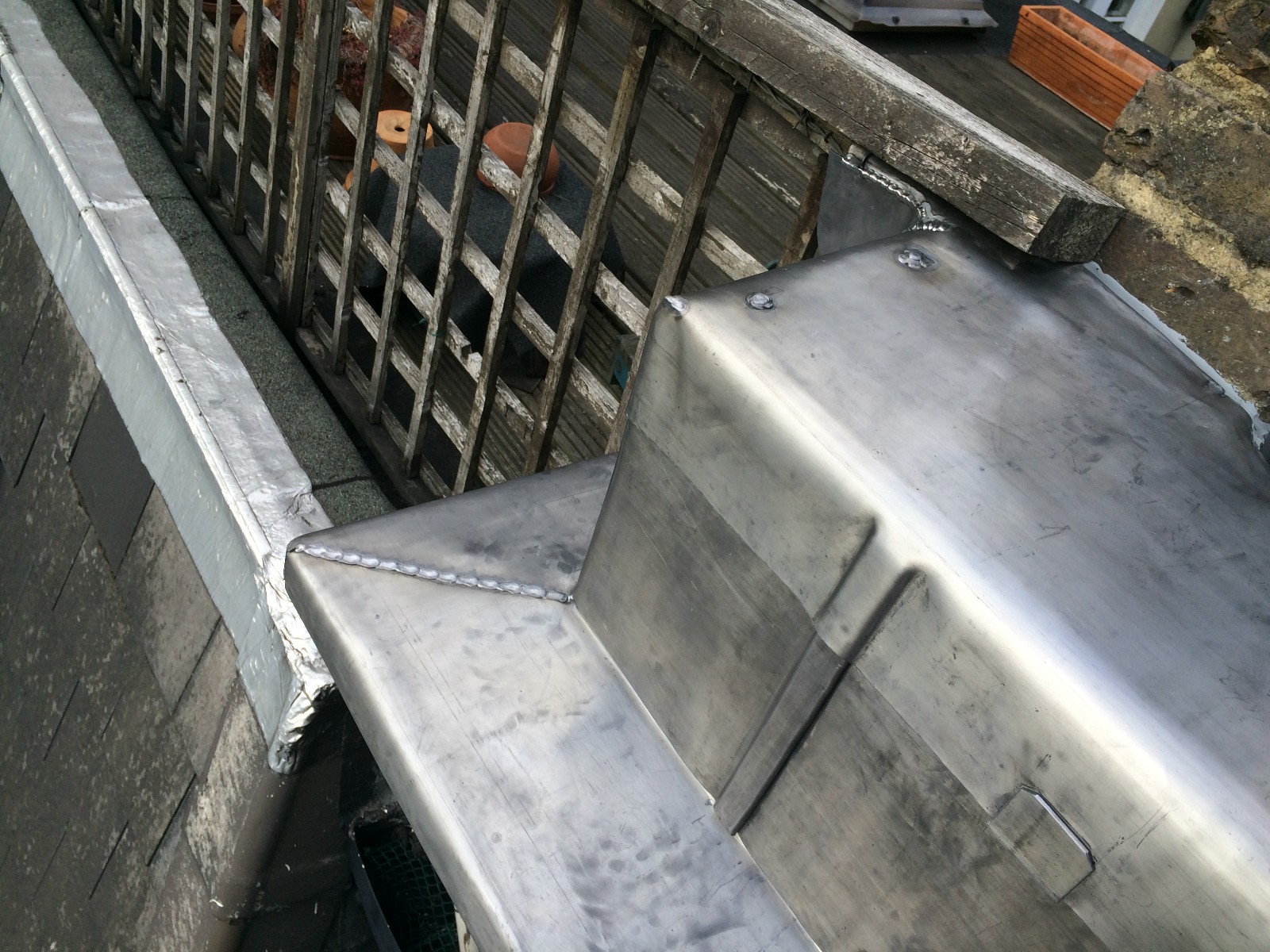 EWN Lead Specialists Ltd. EWN Lead Specialists Ltd.